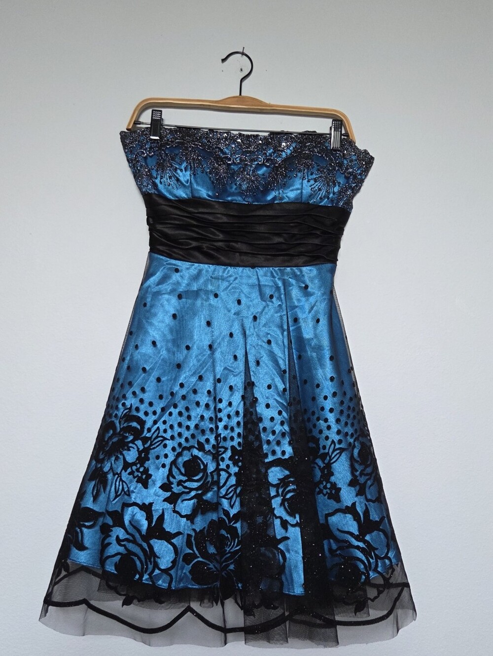 Stacy Sklr Strapless Blue Floral A-Line Party Dress with Black Satin Waistband